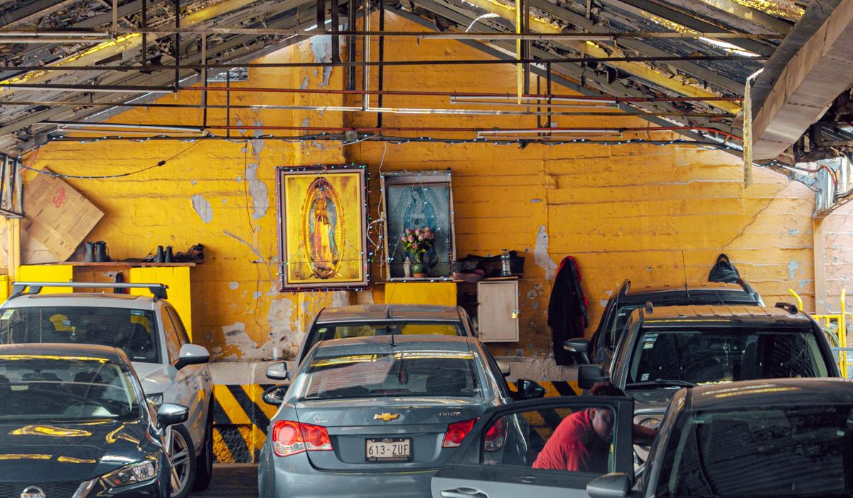 Understanding used car warranties and service histories
